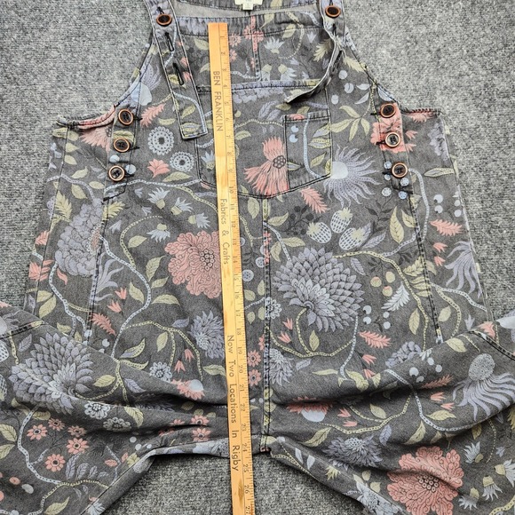 Easel Overalls Womens Large Gray Floral Denim Cropped Wide Leg Boho Casual - Picture 9 of 12